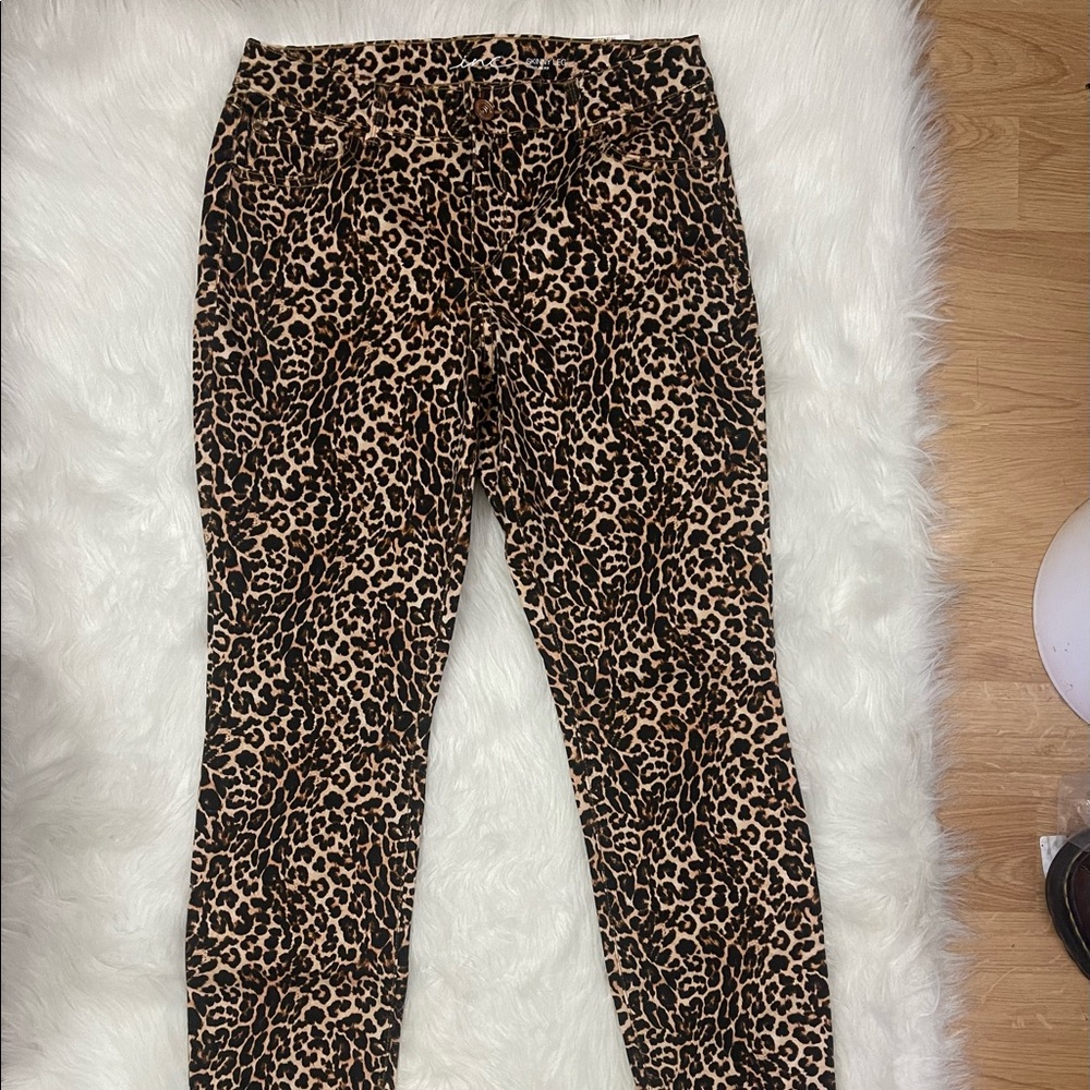 INC cheetah‎ print size 10 F1-1